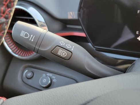 New 2026 Chevrolet Trax RS w/ Sunroof Package image 15