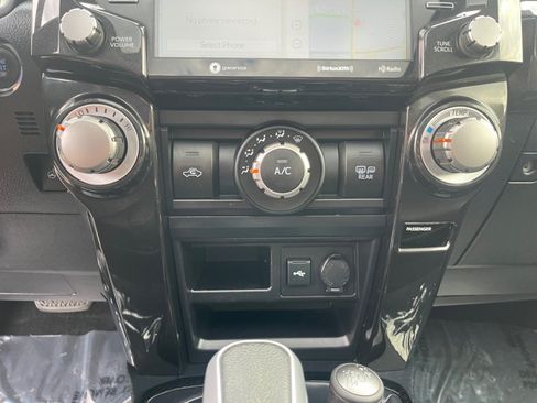 Certified 2023 Toyota 4Runner TRD Off-Road Premium w/ Off Road Premium Plus Package AWD/4WD image 19