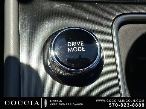 Certified 2022 Lincoln Corsair AWD w/ Equipment Group 101A image 25