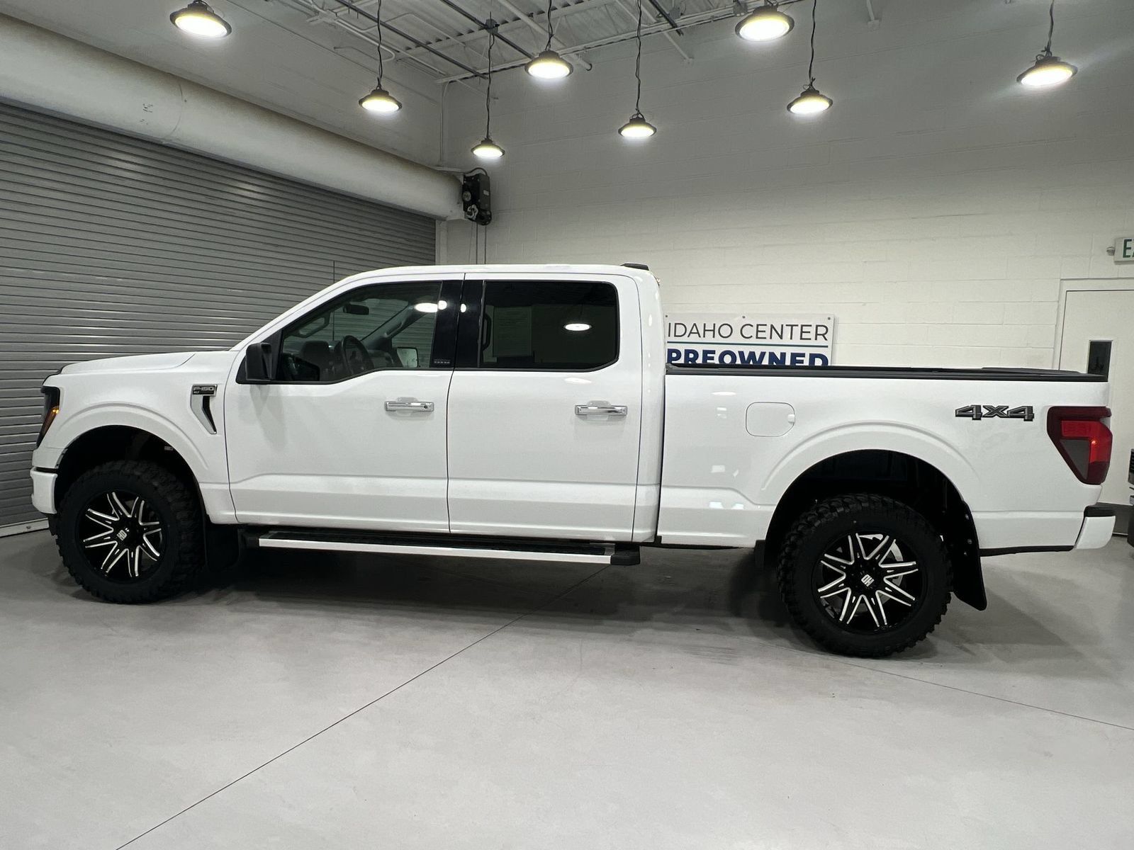 Used 2025 Ford F150 XLT w/ Equipment Group 301A Standard AWD/4WD image 5
