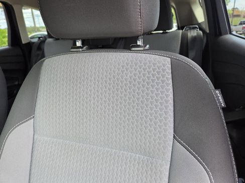 Used 2017 Ford Escape SE FWD image 14