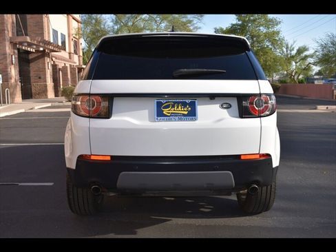 Used 2016 Land Rover Discovery Sport SE AWD/4WD image 9