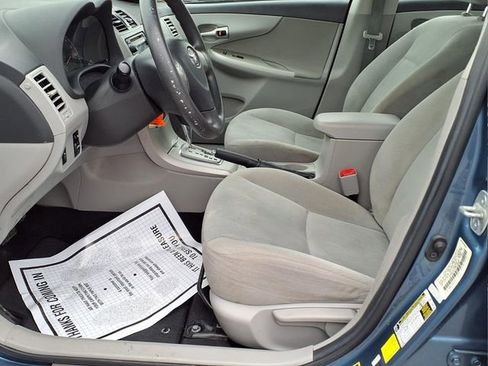 Used 2012 Toyota Corolla LE FWD image 14