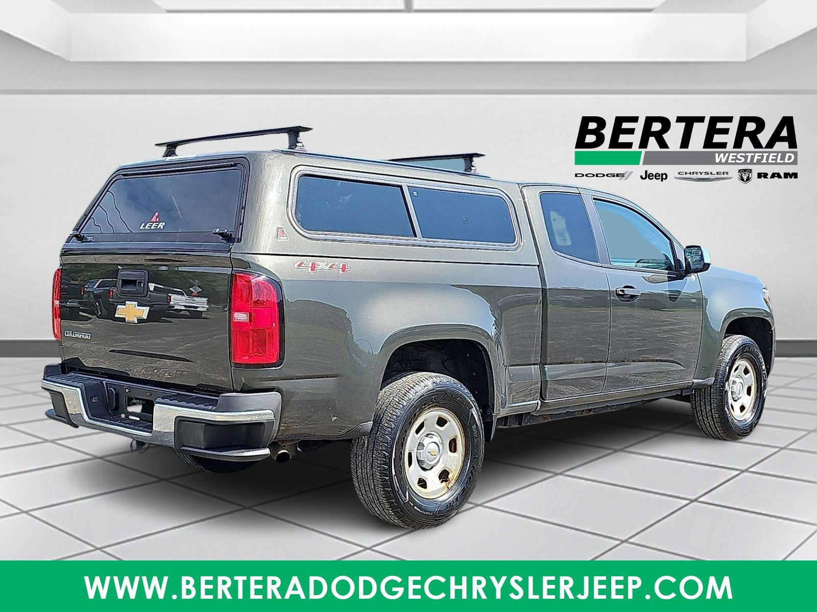 Used 2018 Chevrolet Colorado W/T AWD/4WD image 6