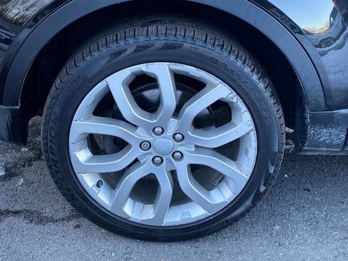 Used 2017 Land Rover Range Rover Evoque SE Premium image 13