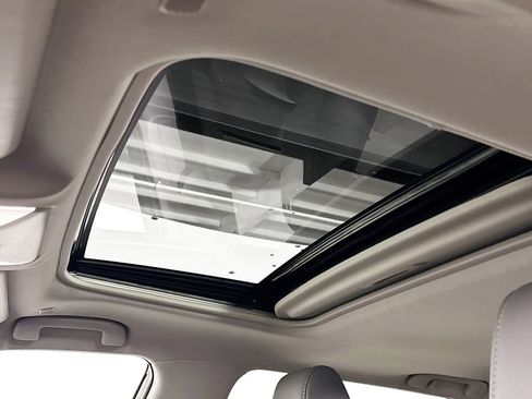 Used 2025 Toyota RAV4 XLE Premium w/ Weather Package image 19