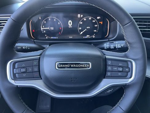 New 2026 Jeep Grand Cherokee Limited w/ Limited Altitude Package AWD/4WD image 38