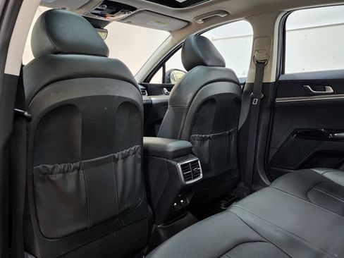 Used 2021 Kia K5 EX image 16