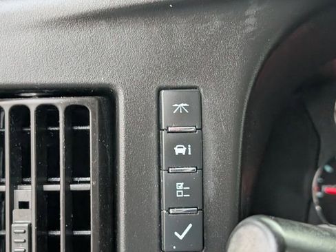 Used 2021 Chevrolet Express 2500 w/ Communications Package RWD image 20