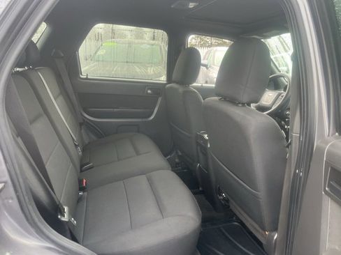 Used 2009 Ford Escape XLT image 12