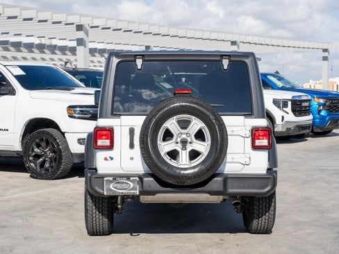 Used 2020 Jeep Wrangler Unlimited Sport S image 7