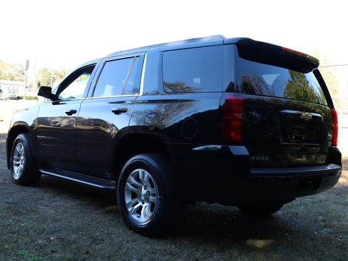 Used 2017 Chevrolet Tahoe LT image 3
