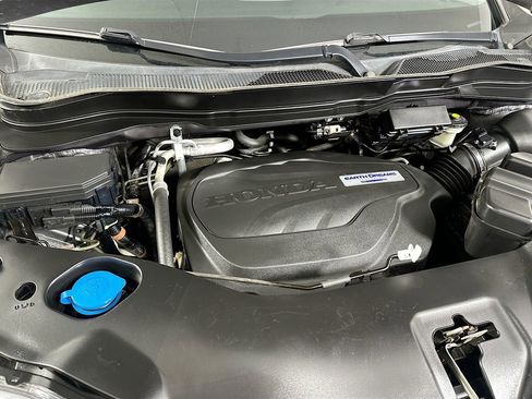 Certified 2018 Honda Pilot Touring image 26