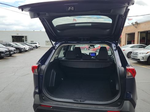 Certified 2025 Toyota RAV4 XLE AWD/4WD image 24