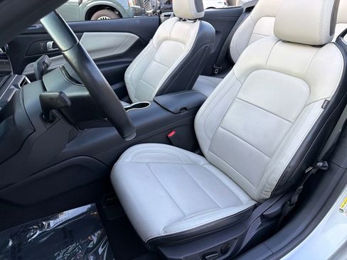 Used 2024 Ford Mustang Premium image 31