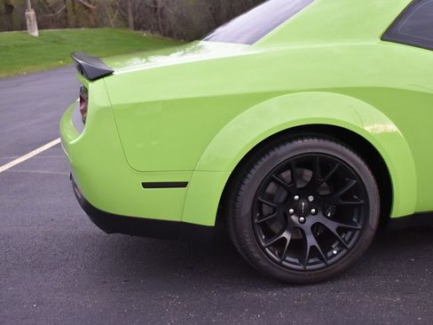 Used 2023 Dodge Challenger SRT Hellcat RWD image 6