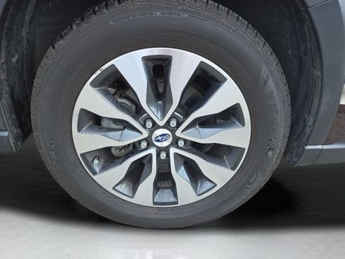 Used 2023 Subaru Outback Touring AWD/4WD image 36