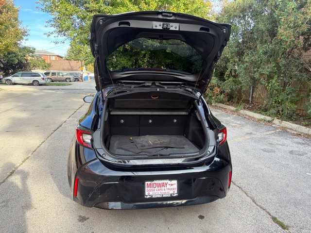 Used 2024 Toyota Corolla SE w/ SE Package FWD image 7