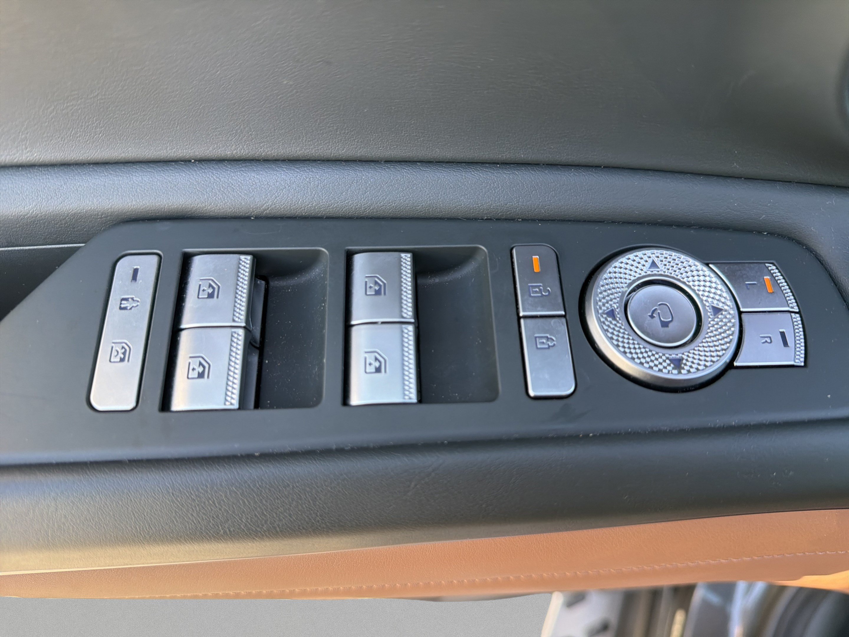 Used 2025 Genesis GV80 3.5T Prestige AWD/4WD image 29