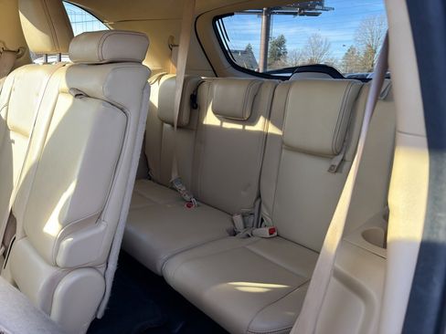 Used 2017 Toyota Highlander XLE image 15