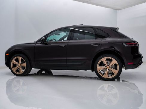 New 2026 Porsche Macan AWD/4WD image 2