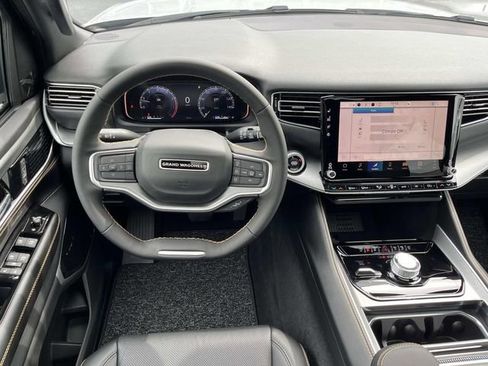 New 2026 Jeep Grand Wagoneer 4WD image 12