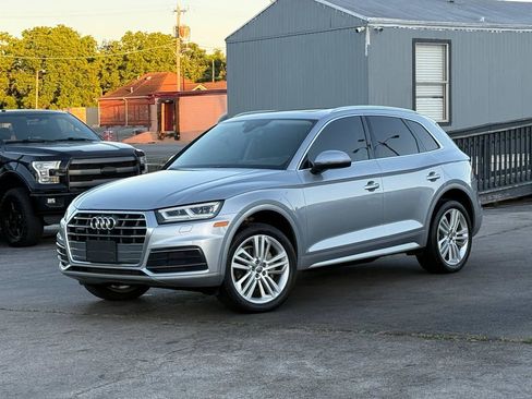 Used 2018 Audi Q5 2.0T Premium Plus w/ Premium Plus Package AWD/4WD image 1