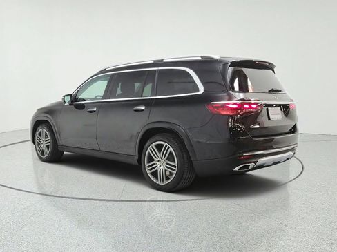 Certified 2026 Mercedes-Benz GLS 450 4MATIC image 7