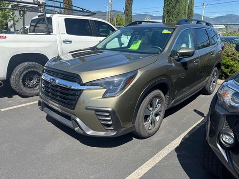 Used 2024 Subaru Ascent Premium w/ Convenience Package AWD/4WD image 4