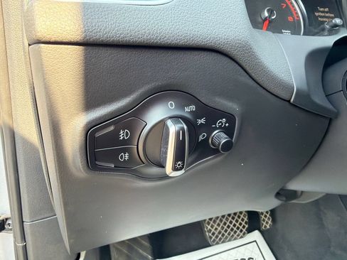 Used 2017 Audi Q5 2.0T Premium AWD/4WD image 25