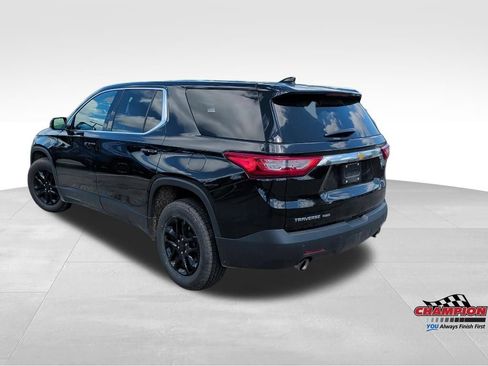 Used 2018 Chevrolet Traverse LS AWD/4WD image 3