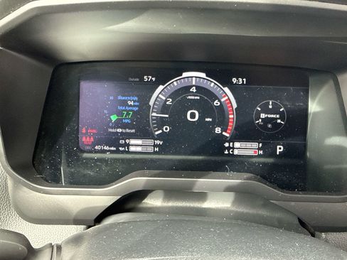 Used 2024 Toyota Tundra Limited AWD/4WD image 24