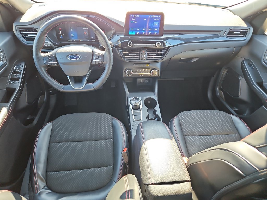 Used 2025 Ford Escape ST-Line AWD/4WD image 8