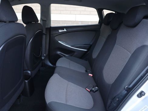 Used 2013 Hyundai Accent GS FWD image 21