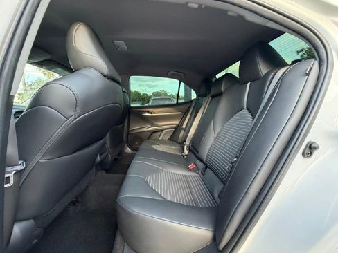Used 2024 Toyota Camry SE w/ Convenience Package FWD image 11