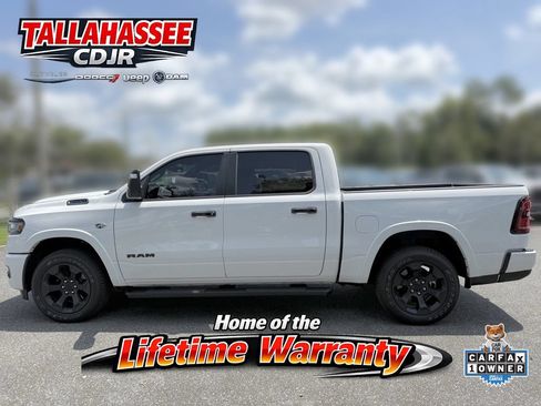 Used 2026 RAM 1500 Big Horn AWD/4WD image 7