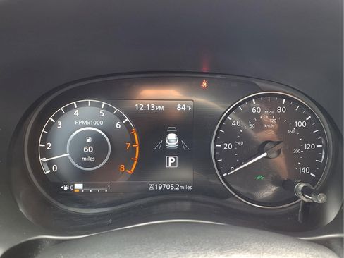 Used 2023 Nissan Kicks SR FWD image 16