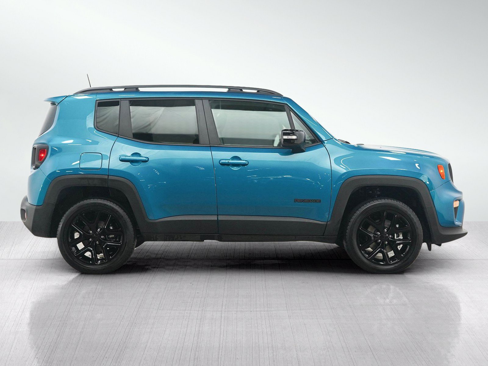 Used 2022 Jeep Renegade Altitude w/ Convenience Group AWD/4WD image 6