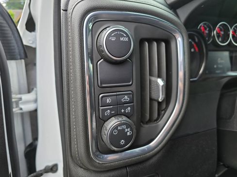 Used 2022 Chevrolet Silverado 2500 LT w/ Convenience Package RWD image 28