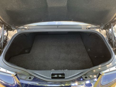Used 2018 Lexus LC 500 Coupe w/ Sport Package RWD image 34