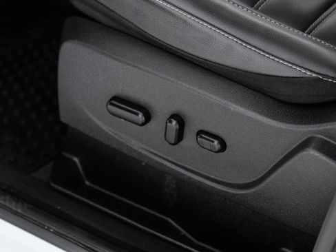 Used 2019 Ford Escape SEL AWD/4WD image 29