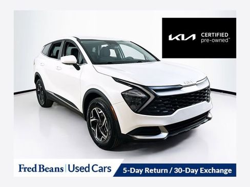 Used 2023 Kia Sportage LX image 1