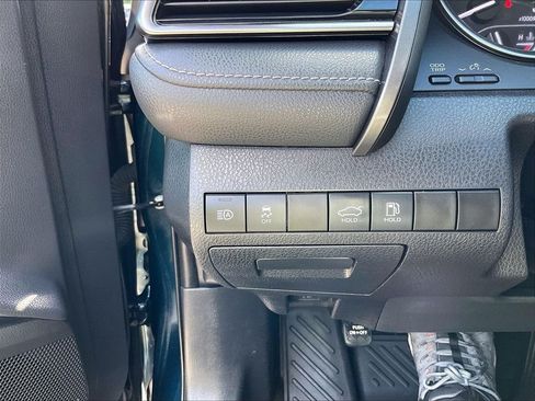 Used 2020 Toyota Camry SE FWD image 26