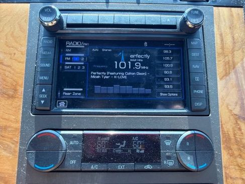 Used 2011 Lincoln Navigator 4WD w/ 101A Rapid Spec Order Code image 32