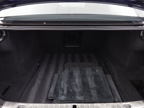 Used 2022 BMW ALPINA B7 xDrive image 25