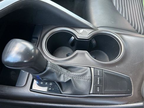 Used 2023 Toyota Camry SE image 22