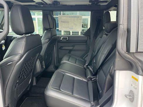 New 2025 Ford Bronco Badlands image 5