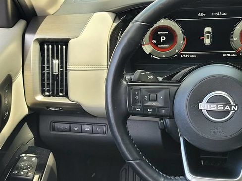Used 2022 Nissan Pathfinder Platinum w/ Cargo Package FWD image 16