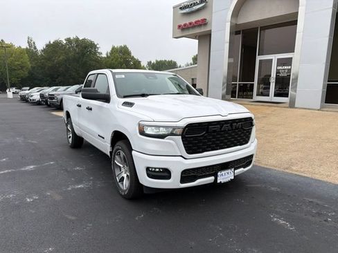 New 2026 RAM 1500 Express RWD image 2