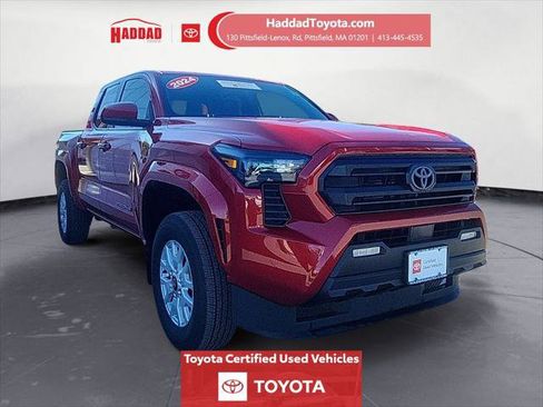 Certified 2024 Toyota Tacoma SR5 AWD/4WD image 8